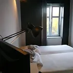3-Bedroom-Flat, Free Parking, 24 Hour-Check-In